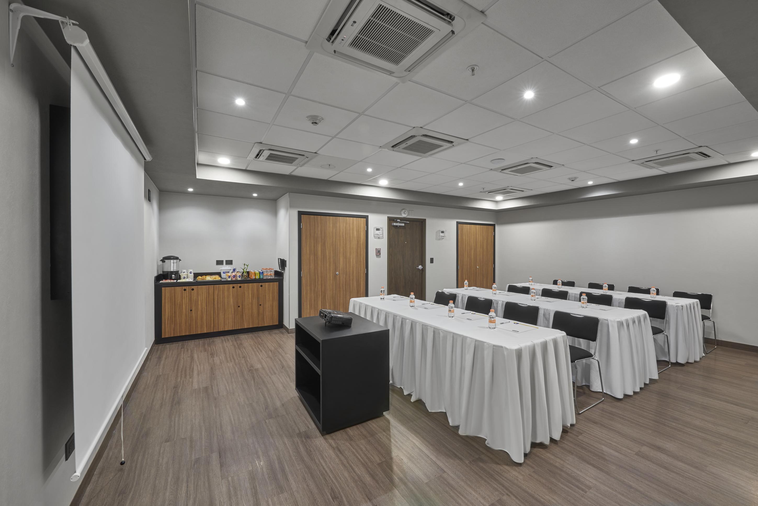 City Express Junior By Marriott Tijuana Otay Extérieur photo